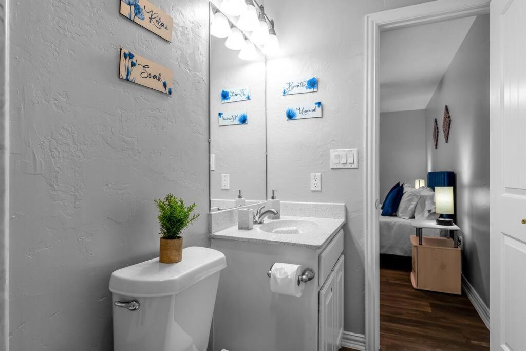 Family Friendly 2Bdrm-Walk To At&T/Cowboys Stadium Arlington Zewnętrze zdjęcie